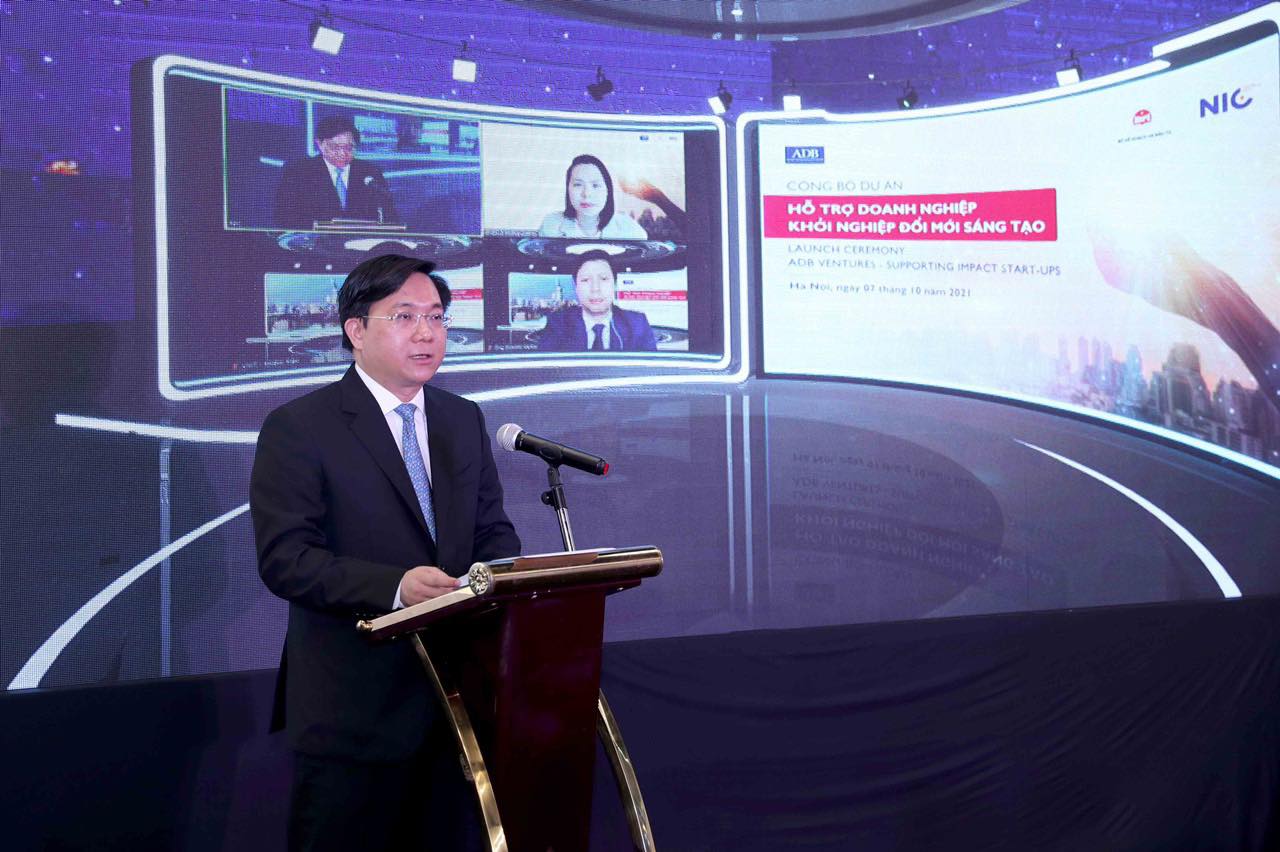 Thứ trưởng Bộ Kế hoạch và Đầu tư Trần Duy Đông phát biểu tại buổi lễ - Ảnh: VGP/Minh Ngọc
